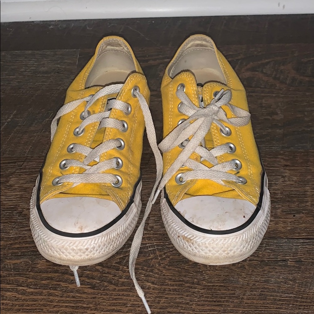 yellow converse